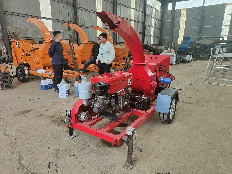 Traktor Wood Tree Branch Crusher