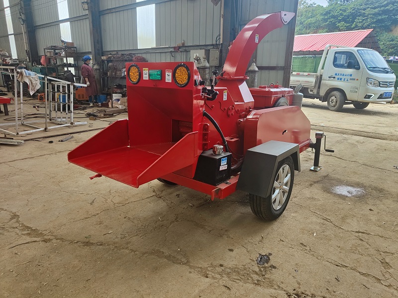 Tree Logs Wood Branches Crusher Chipper Machine