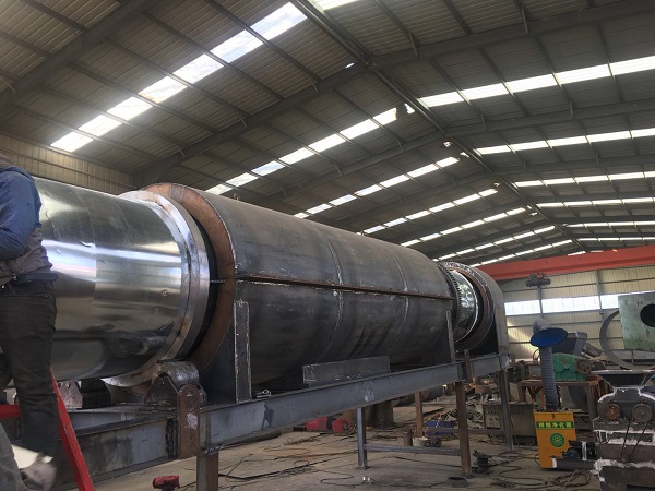 China coconut shell biomass carbonization furnace