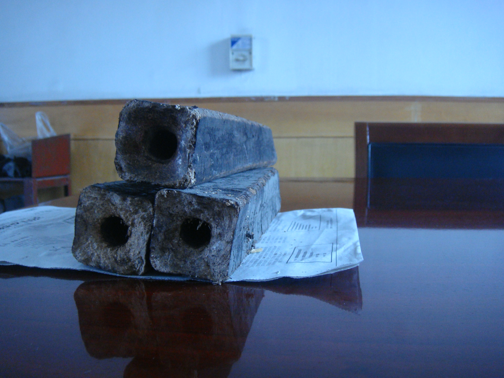 Square shape briquette for boiler