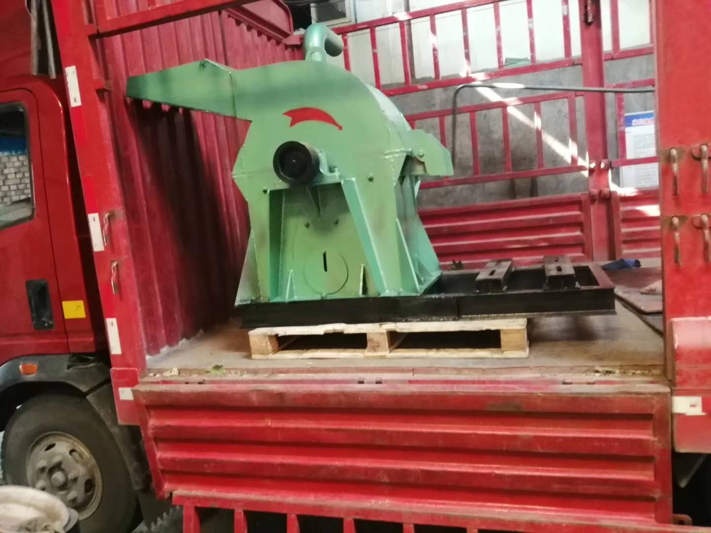 Good quality drum integrated wood crusher