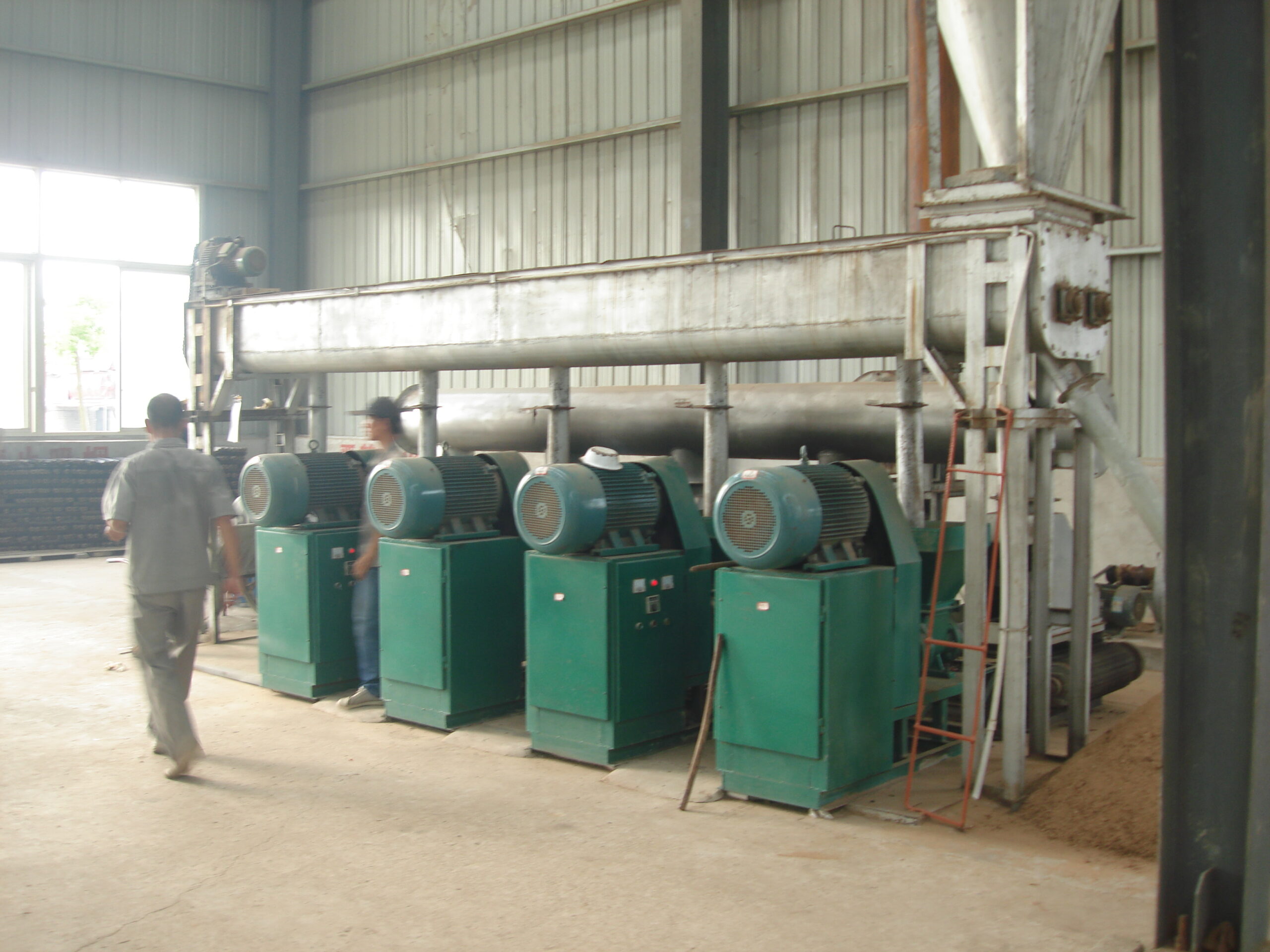 Domestic customer site For sawdust briquette mahcine