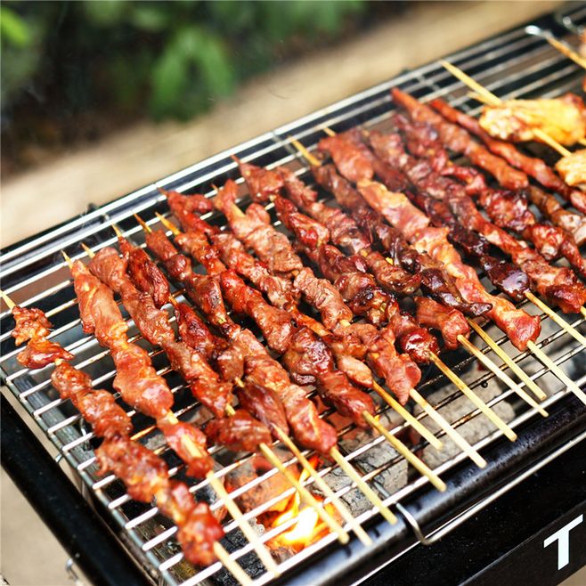 Hot sell Bbq charcoal briquettes biomass wood charcoal machine