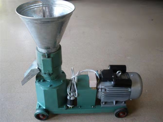 flat die wood pellet machine