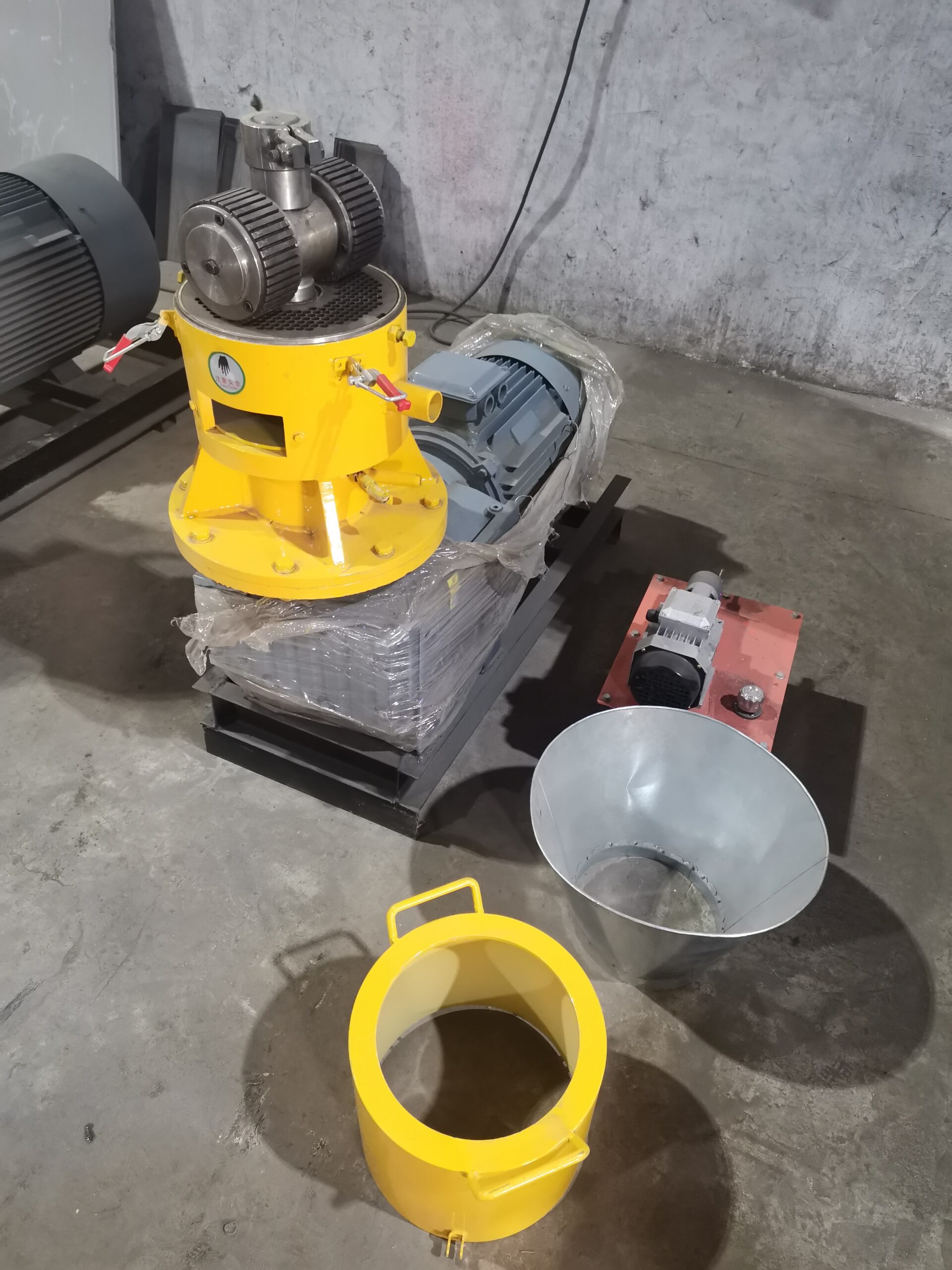 Pelletizer Hammer Mill Combined Pellet Making Machine