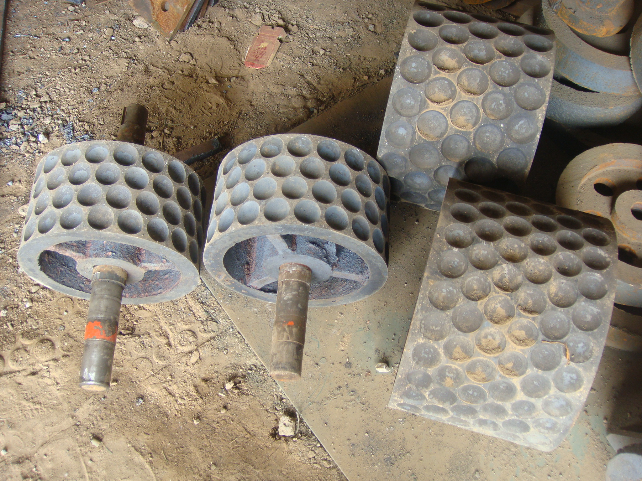 Ball Shape Charcoal machine