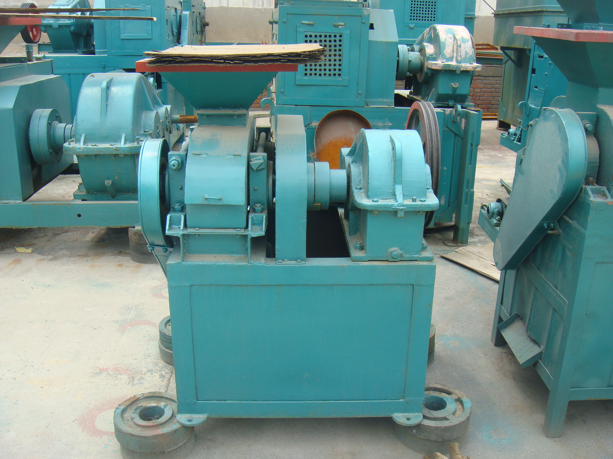 Coal Powder Briquette Ball Making Machine