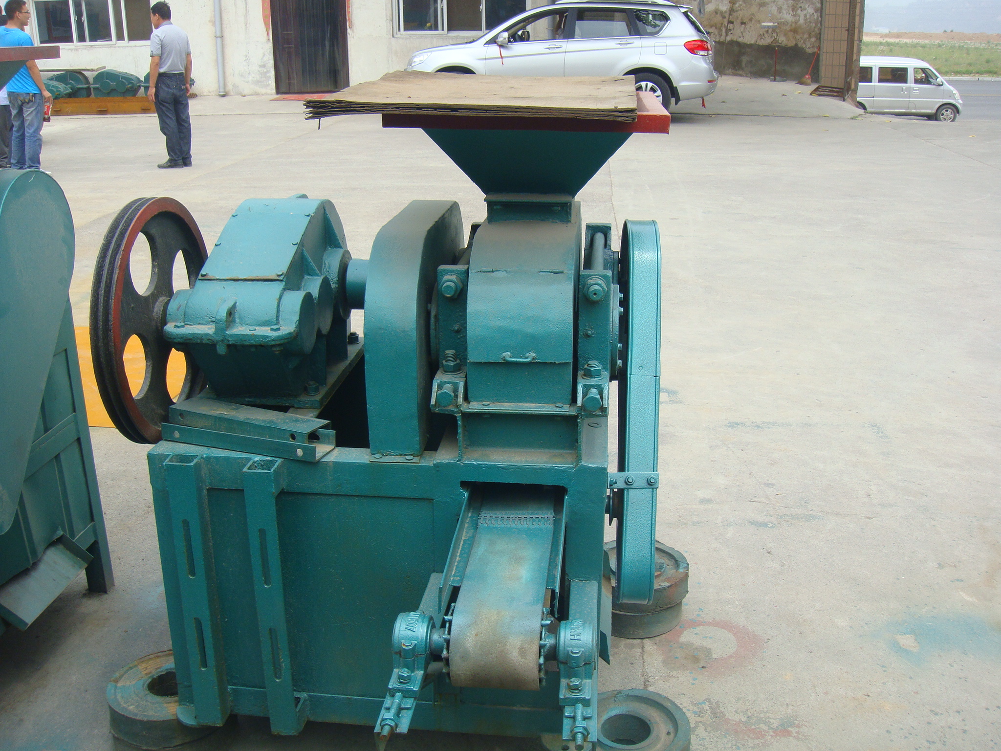 pressure coal ball machine