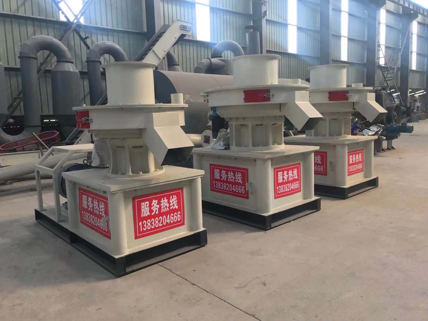 Wood Granulator Sawdust Pellet Press Machine