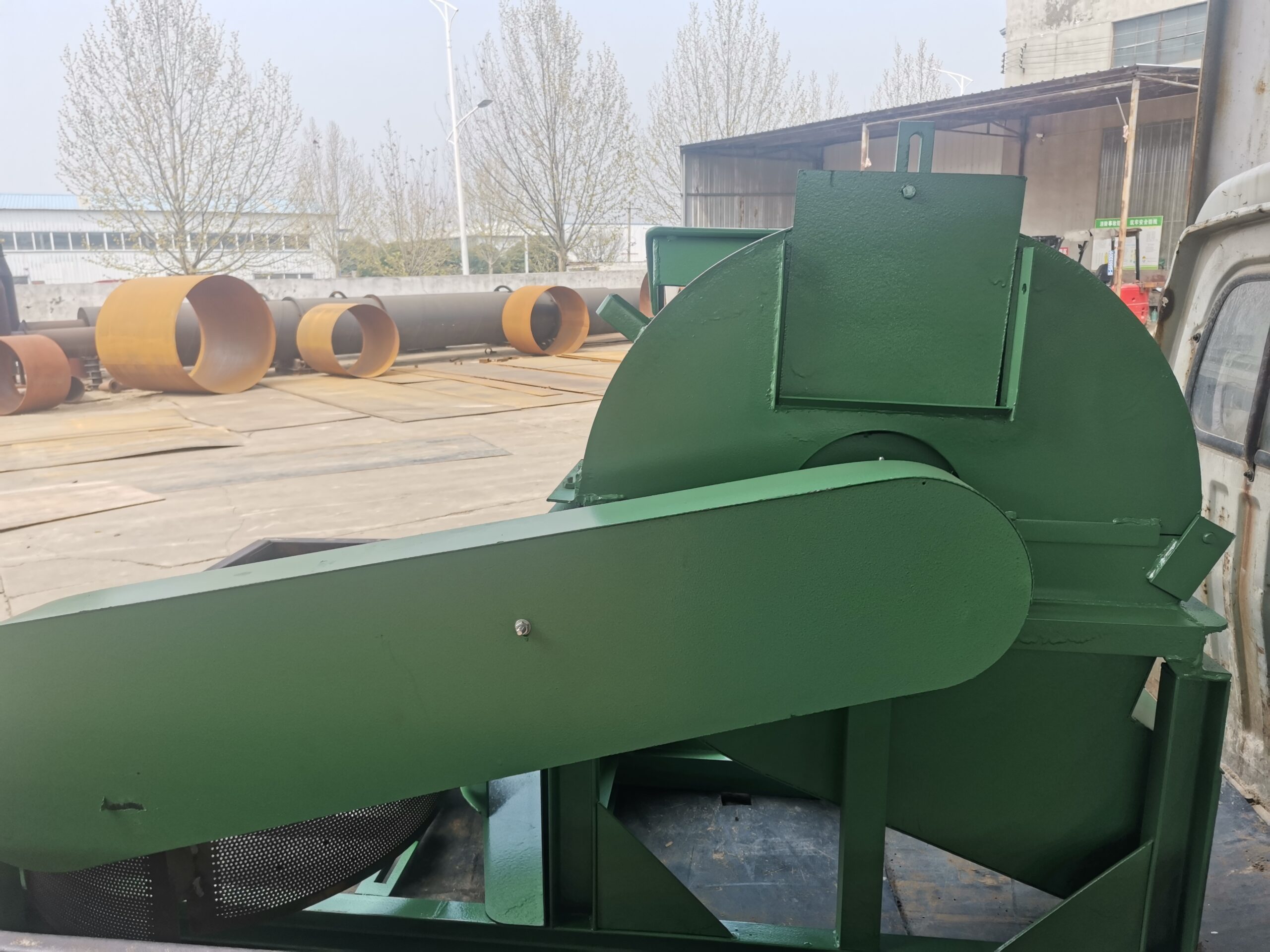 Diesel wood branch hammer mill crusher
